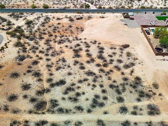 5th image of 21420 W Vista Royale Dr