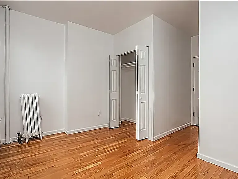 148 Patchen Ave #2L — Photo 4