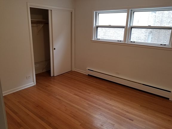 5th image of 6472 N Lehigh Ave Unit 2