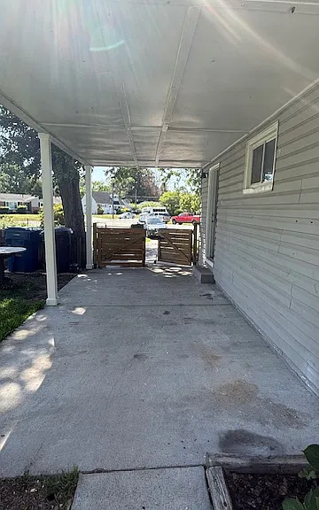 608 Iris Ct — Photo 7