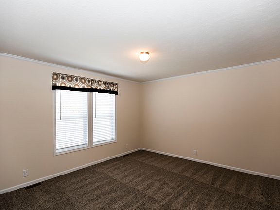 5th image of 10817 Les Parre Ct Lot 83