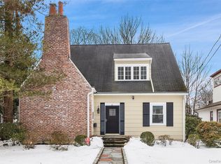 23 Garretson Road, White Plains, NY 10604