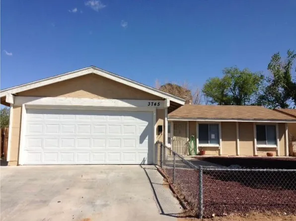 3745 W Avenue K11, Lancaster, CA 93536