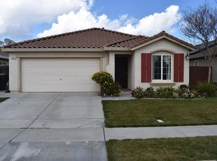 2307 Heartland Dr, Riverbank, CA 95367