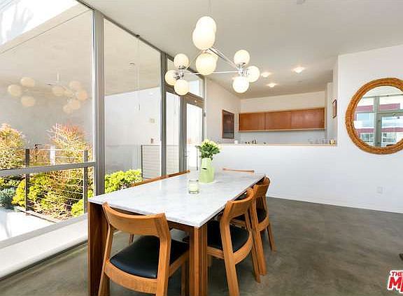5th image of 1121 Abbot Kinney Blvd Suite 5