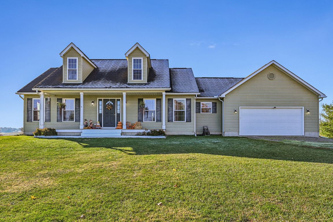 County Road 18-S0711-001.jpg