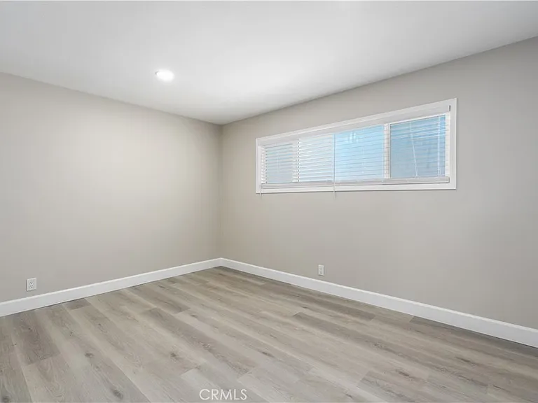 1344 W Vesta St — Photo 21