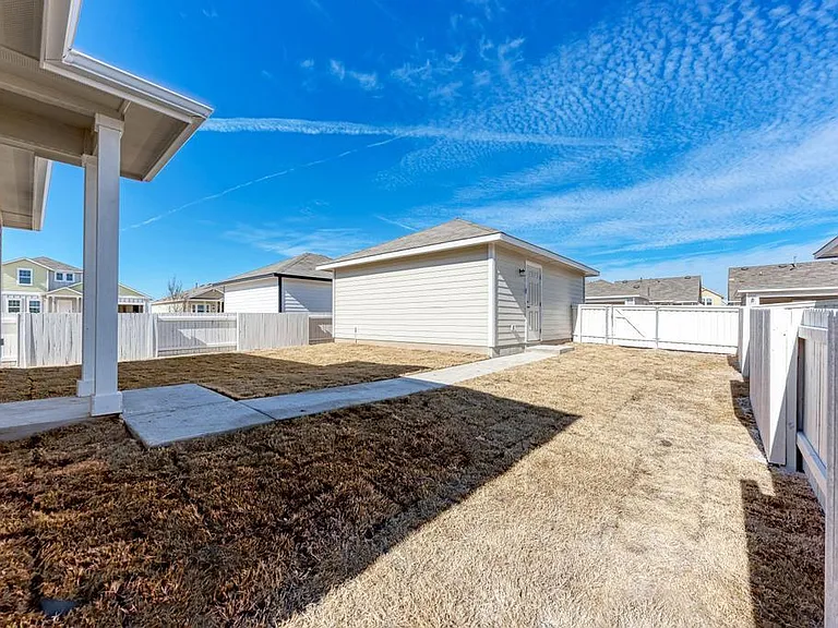 1209 Goforth Rd — Photo 29