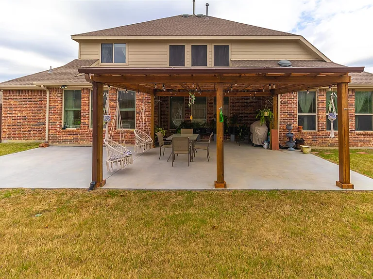 9785 Hickory Hill Rd — Photo 35
