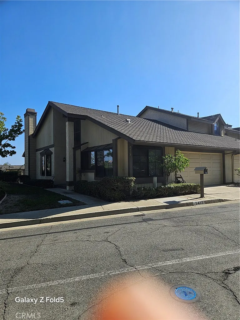 3 bed, 1444 sqft, $4,000 — Photo 1