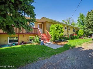 1415 Riverside Dr #2, Prosser, WA 99350