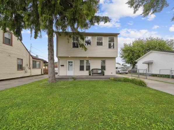 25356 Blair St, Roseville, MI 48066