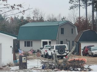 9900 Hemlock Ave, Farwell, MI 48622