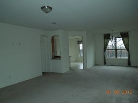 3rd image of 601 S Boone Valley Dr