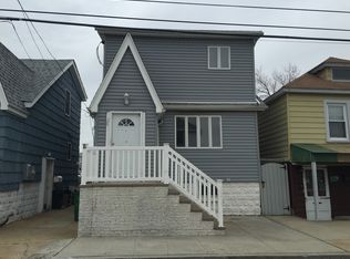 26 W 18th Rd, Broad Channel, NY 11693