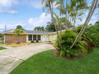 5100 Seagrape Drive, Fort Pierce, FL, 34982