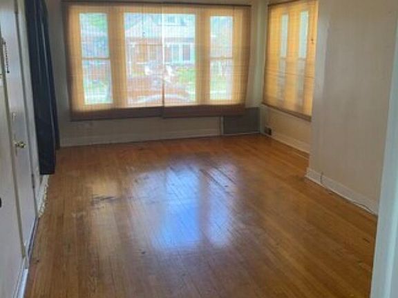2nd image of 1847 Cuyler Ave #1-F
