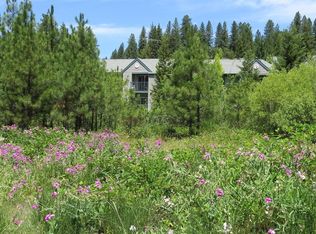 751 Old Tunnel Rd, Grass Valley, CA 95945