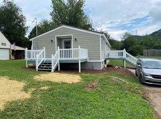 124 Betterley Pl, Elizabethton, TN 37643