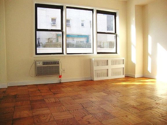 2nd image of 271 Lexington Ave #7D