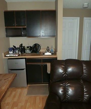 5th image of 1332 Bradley Dr