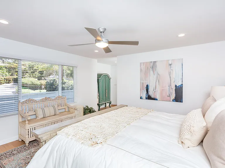 1092 Hygeia Ave — Photo 18