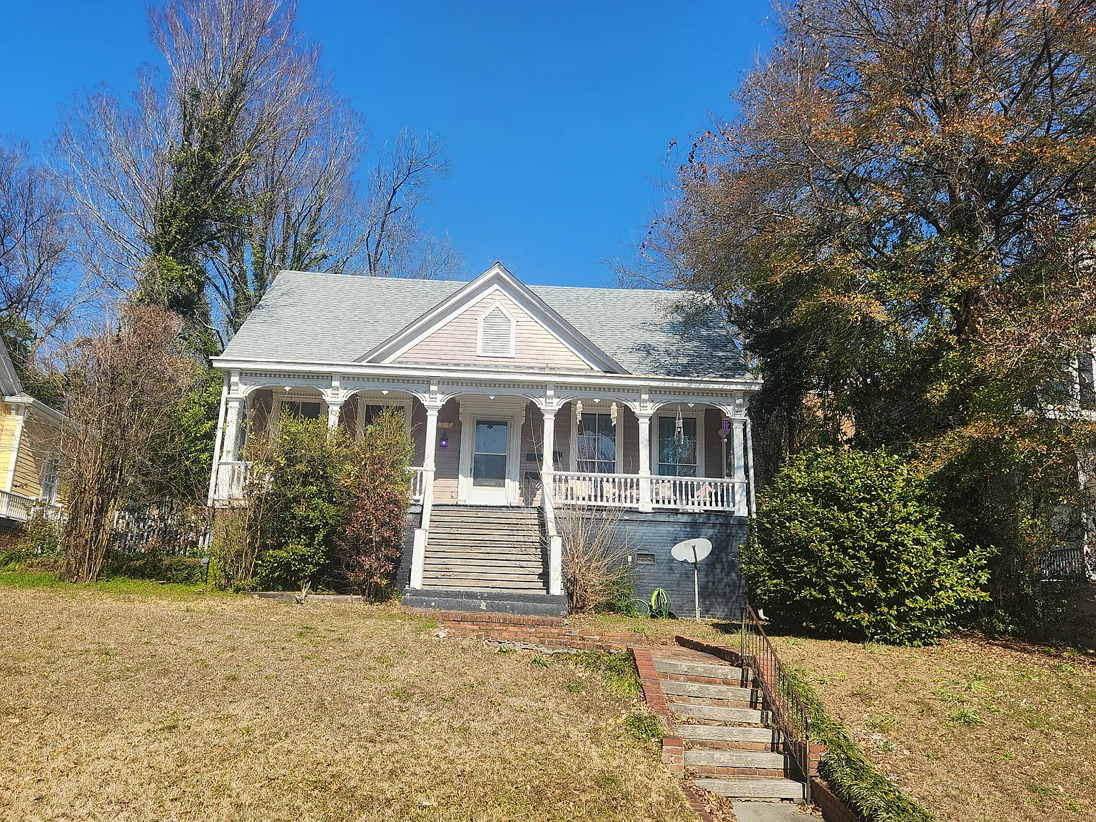 3 bed, 2.5 bath, 900 sqft, $750 — Photo 1