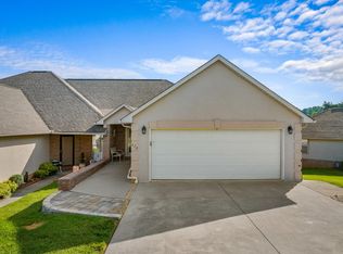 472 Lochmere Dr, Morristown, TN 37814