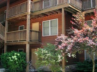 942 E Hillside Dr, Bloomington, IN 47401