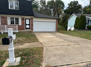 5186 Green Trace Ln, Saint Louis, MO