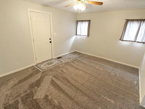 3rd image of 1211 S Washington Ave