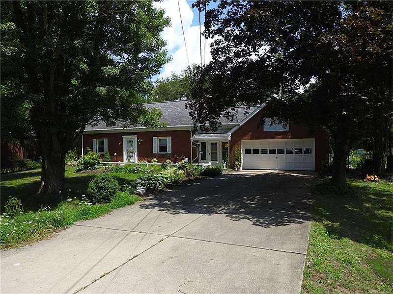1st image of 3807 Newton Ct