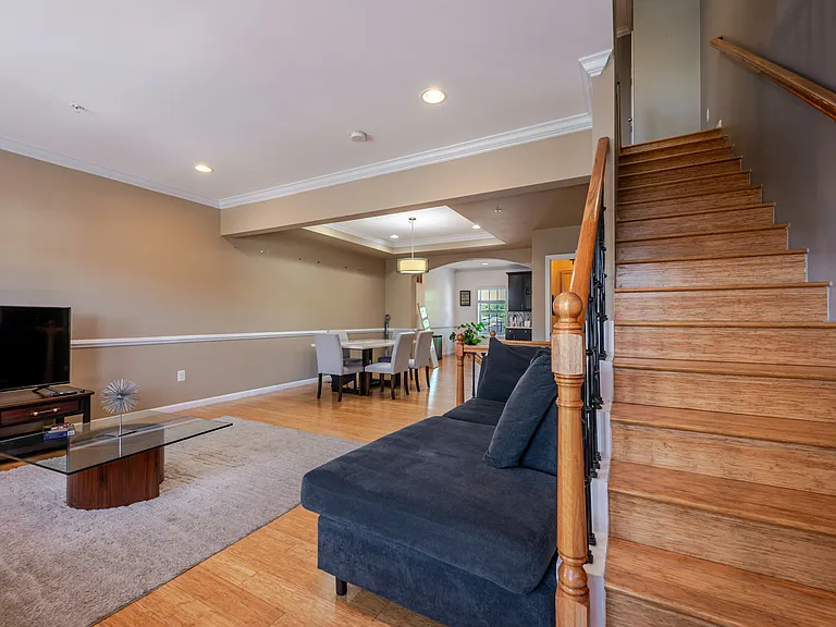 5123 D St SE — Photo 15