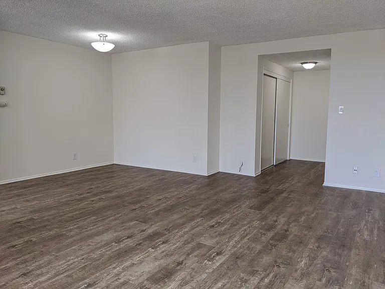 153 S Hayworth Ave #206 — Photo 11