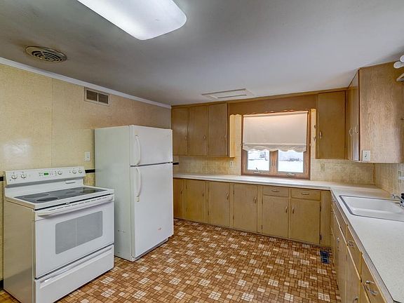 5th image of 311 Harrison Street