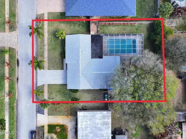 215 Sand Pine Rd, Indialantic, FL 32903