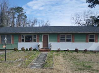 148 Circle Dr, Wallace, NC 28466