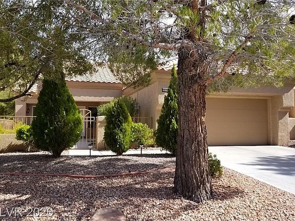 2nd image of 2624 Highvale Dr