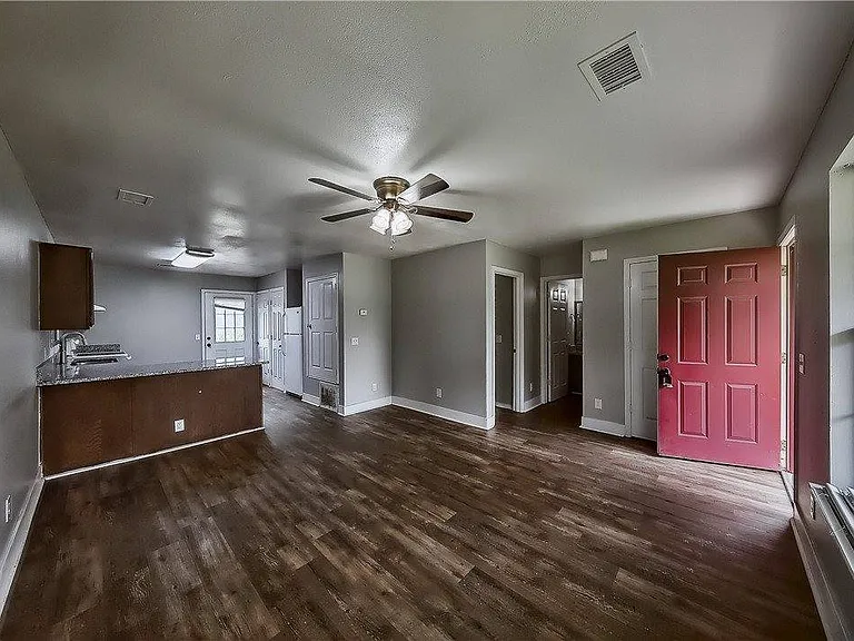 102 Park St #2 — Photo 6
