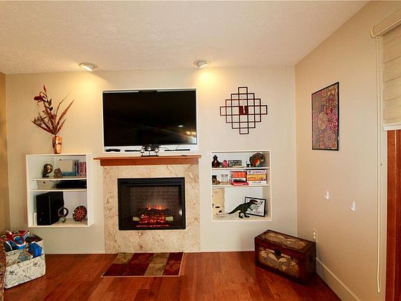 5th image of 14228 Trenton Ave