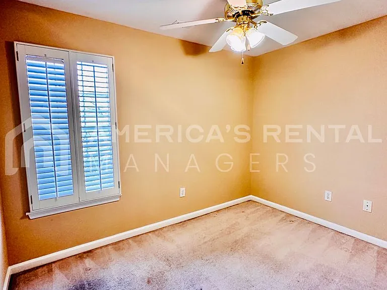 165 Rocky Ridge Dr — Photo 15