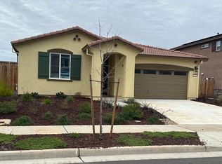 1152 Ramos Dr, Winters, CA 95694