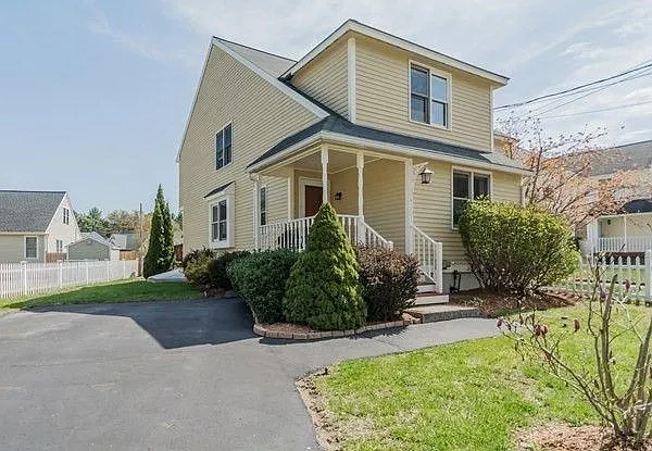 3 bed, 2.5 bath, 1500 sqft, $3,450 — Photo 1