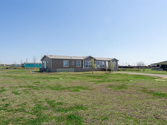 2nd image of 103 Cloudberry Ln