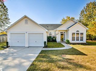3 Avenel Ct, Simpsonville, SC 29681