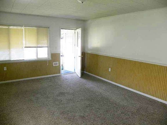 Front room Entry