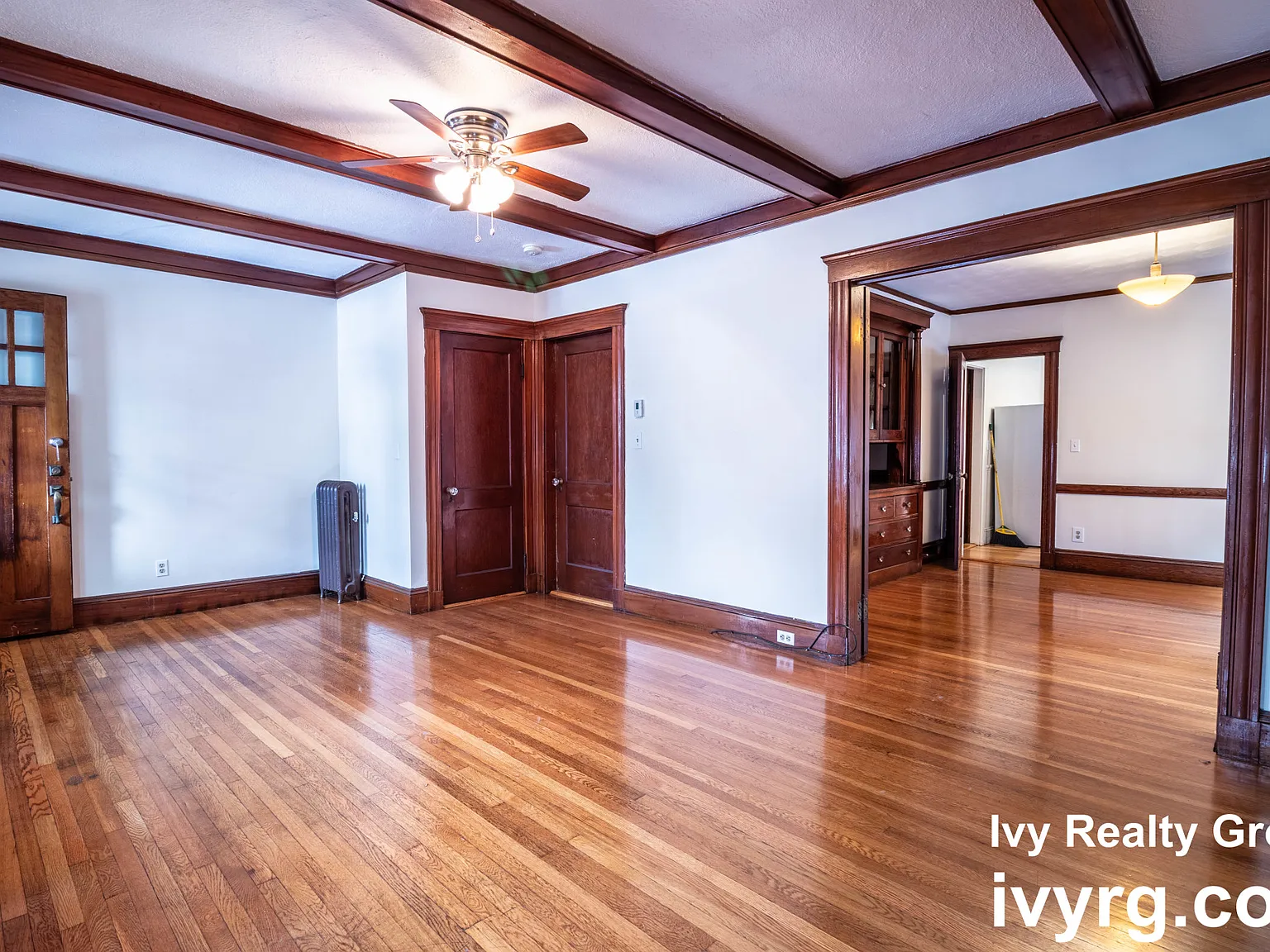 2 bed, 1.0 bath, $3,000 — Photo 4