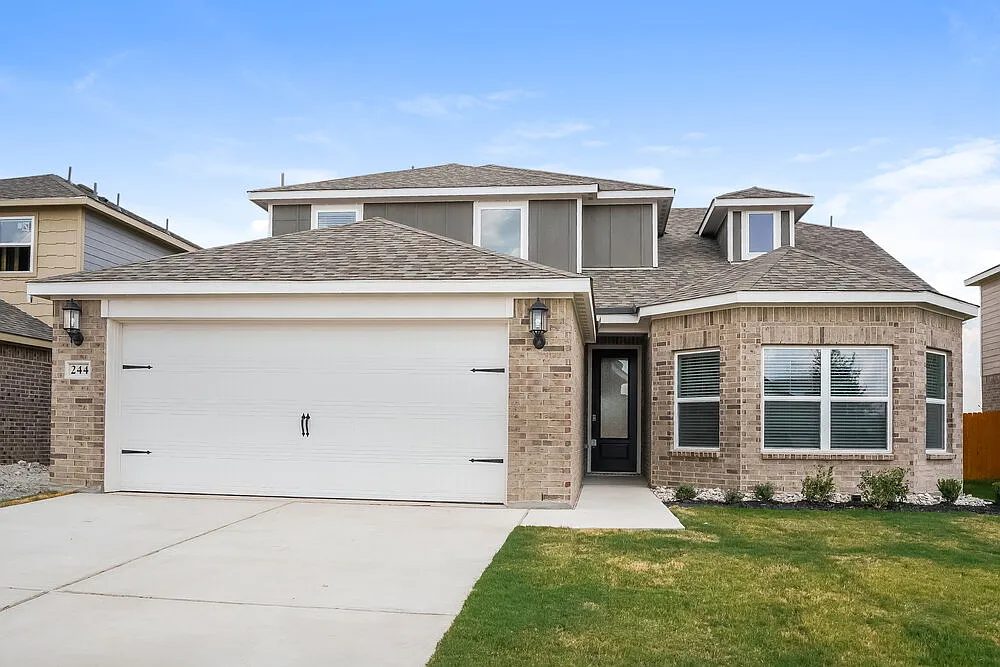 4 bed, 2.5 bath, 2235 sqft, $2,580 — Photo 1