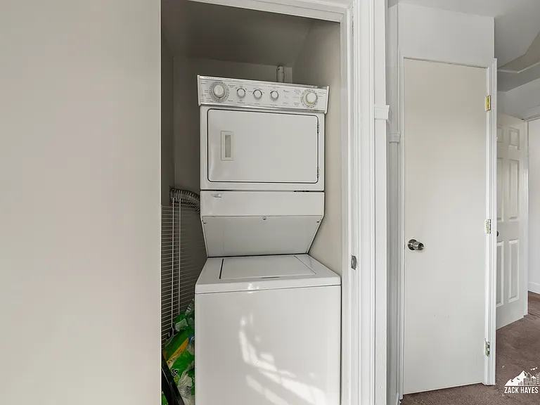 300 E 45th Ave #4 — Photo 27