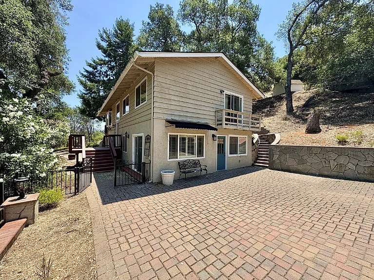 17420 Blue Jay Ct — Photo 3